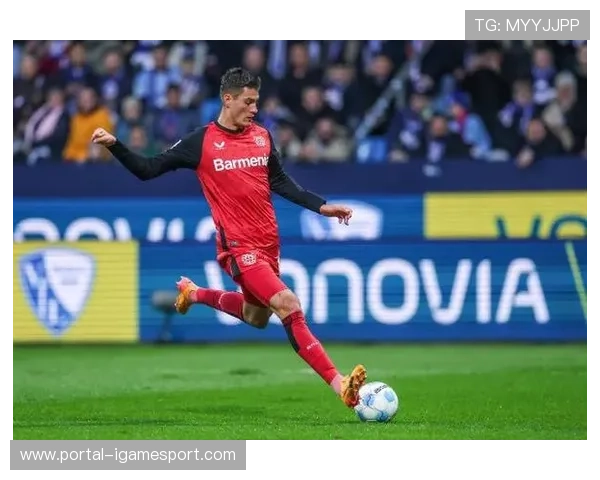 勒沃库森一分钟内连进两球，希克头球破门扩大优势